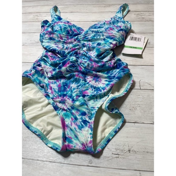 Coco Reef women’s bathingsui Coco Contours Solitaire V-Neck One Piece Swimsuit - Picture 7 of 11